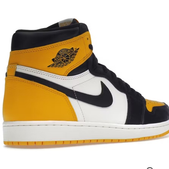 Jordan 1 Retro High OG Sneakers Size 7Y - Picture 1 of 8